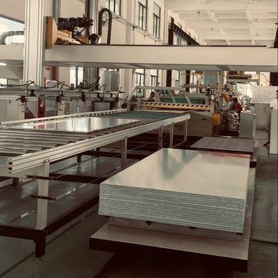 Медоносная машина Алюминиевая композитная доска Медоносная непрерывная линия производства